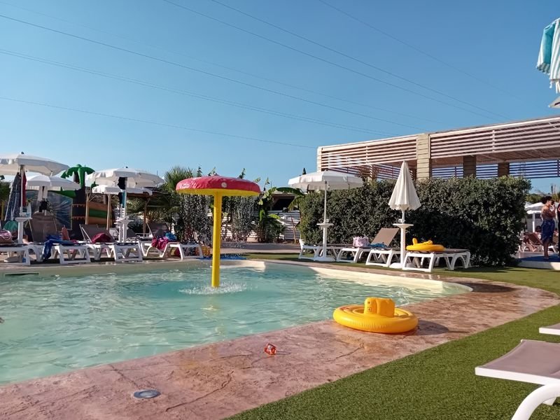 Nuez Pool & Party - 5