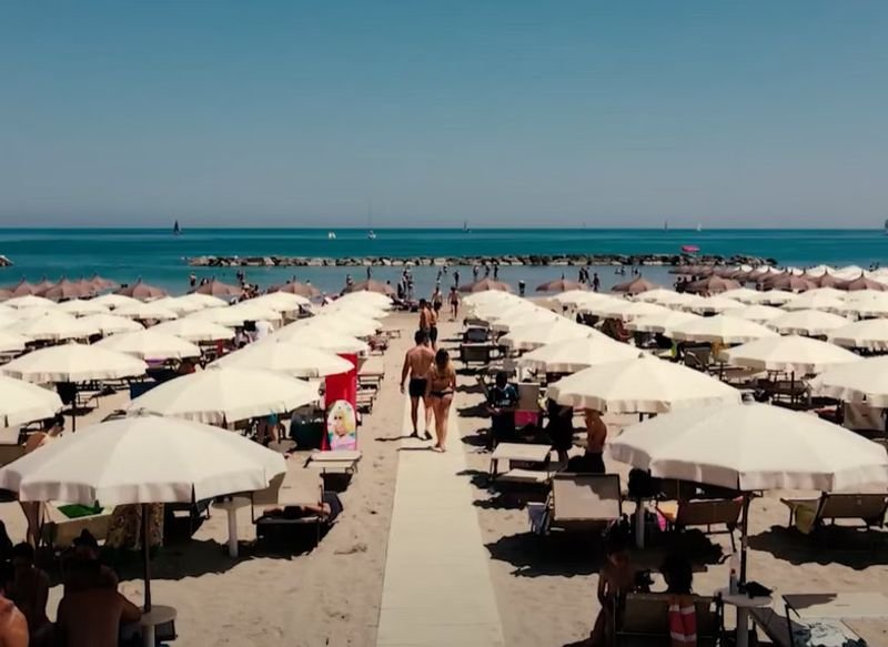 Dune Chalet Pizzeria - 2