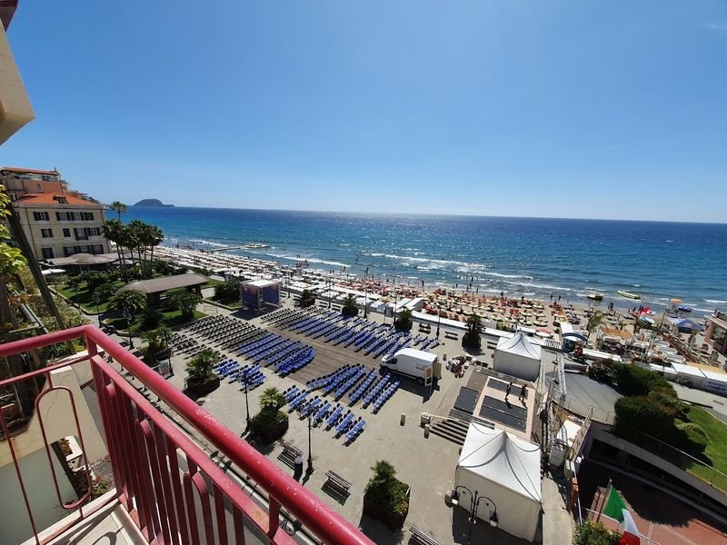 Hotel Europa e Concordia Beach - 3