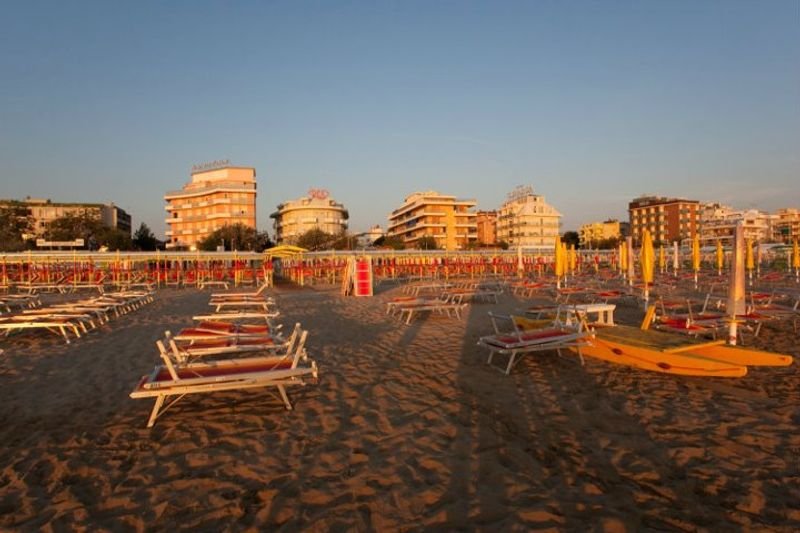 Spiaggia 92 Riccione Luigi e Karin