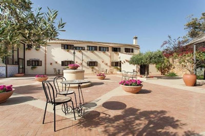 Hotel Foresteria Baglio della Luna - 3