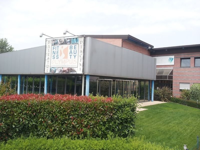 Palestra e Piscina Olympus - 2