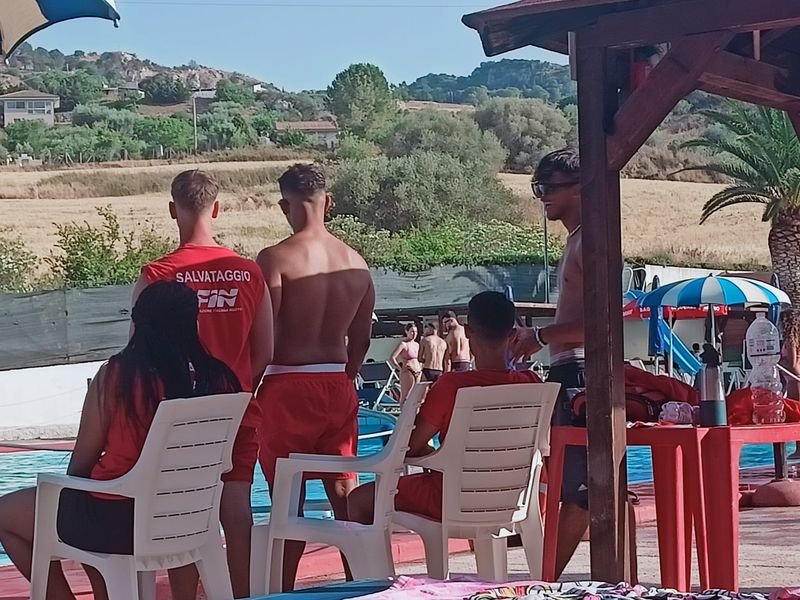 Piscina Valle dei Pini - 4