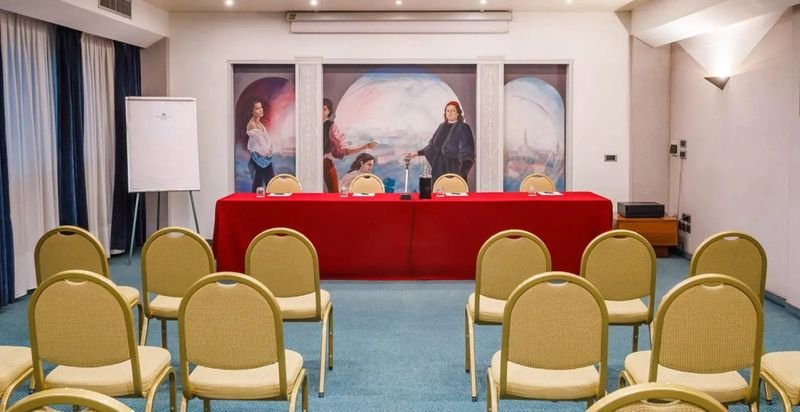 Perugia Plaza Hotel - 4