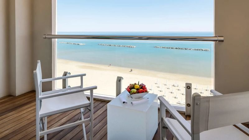 Excelsior Hotel, Spa, & Beach - 5