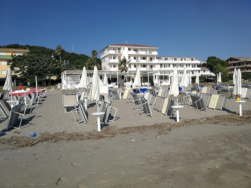 ICE BEACH - 4